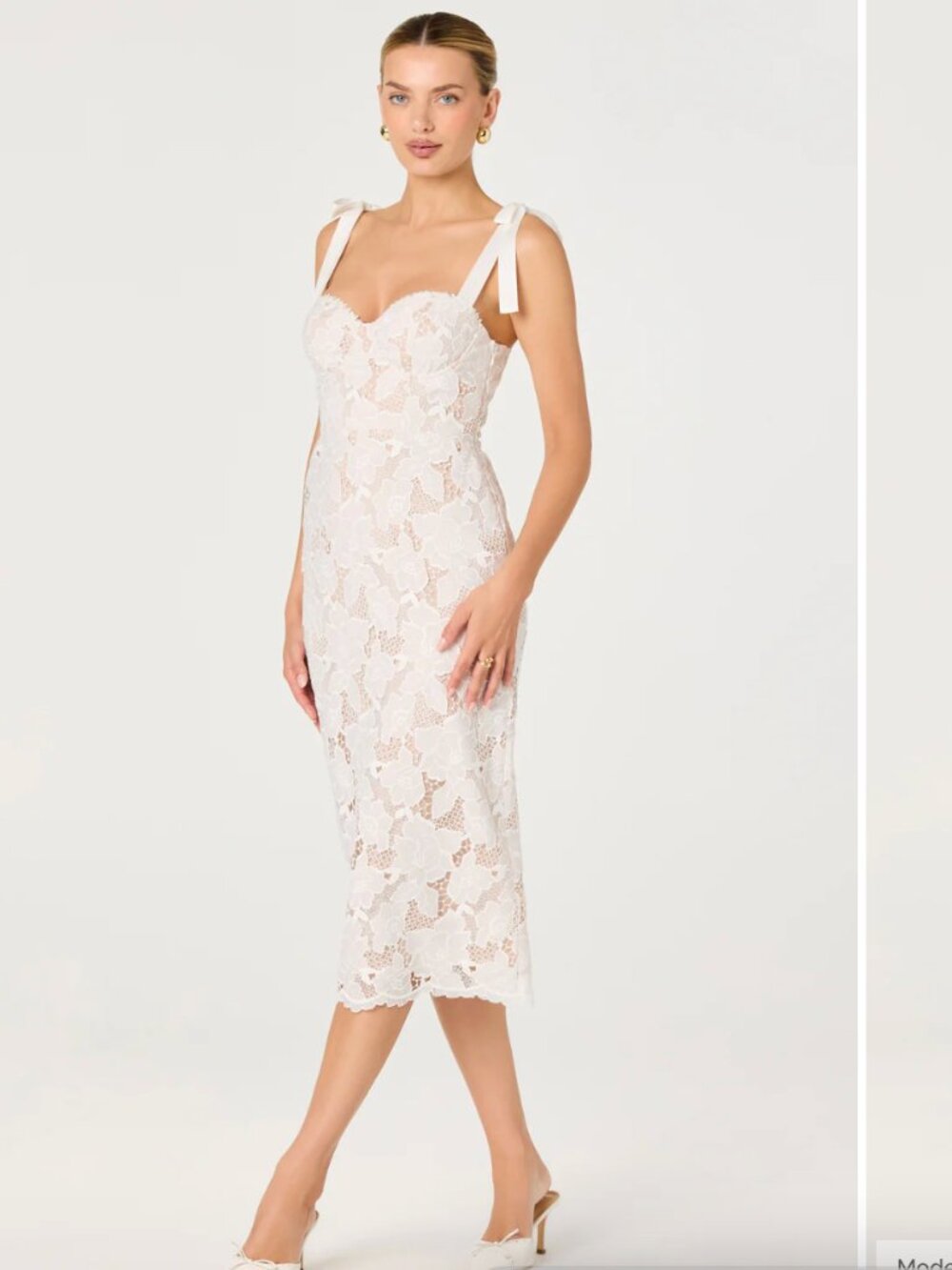 ASTR White Donne Floral Lace Corset Midi Dress - Size Medium